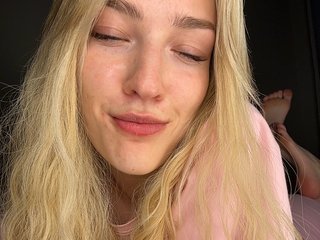 AlinnaAnnila Porn Show