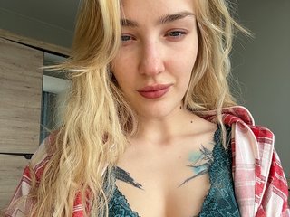 AlinnaAnnila Porn Show