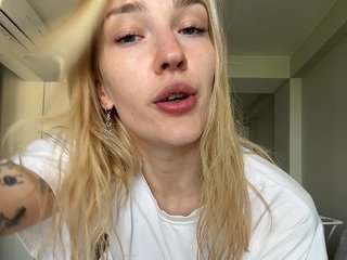 AlinnaAnnila Porn Show