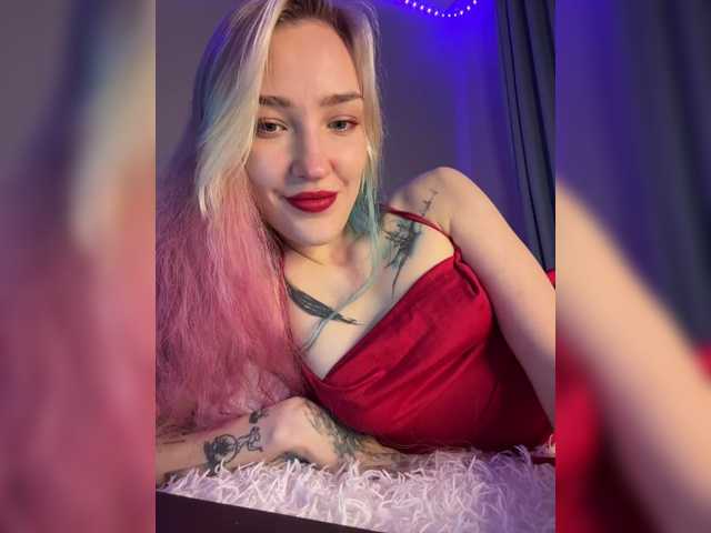 Looonacom live cam on BongaCams