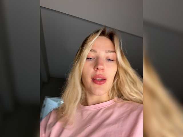 Looonacom live cam on BongaCams