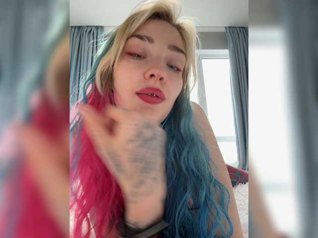 Looonacom live cam on BongaCams