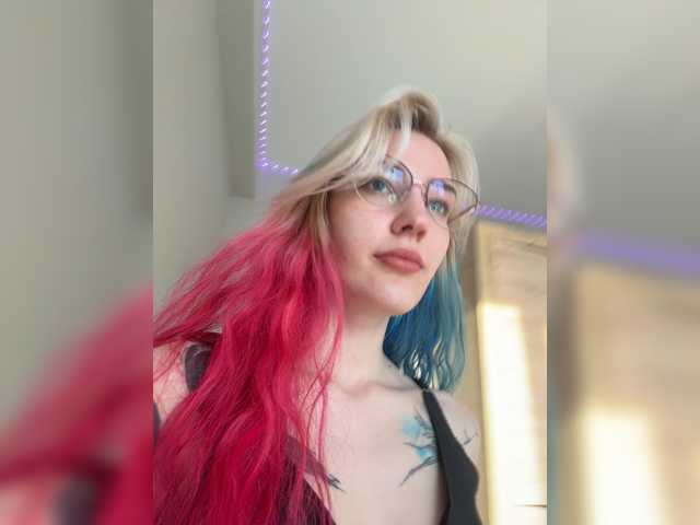 AlinnaAnnila live cam preview