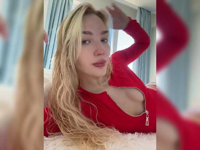 Looonacom live cam on BongaCams