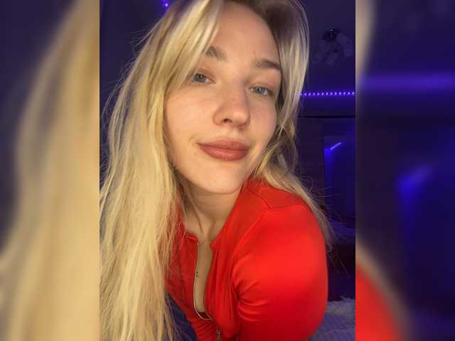 Looonacom live cam on BongaCams
