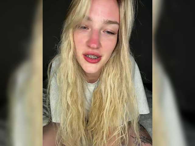 Looonacom live cam on BongaCams