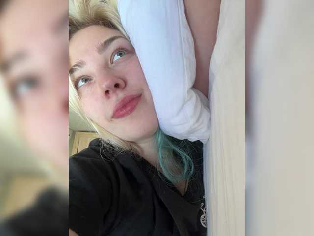 Looonacom live cam on BongaCams