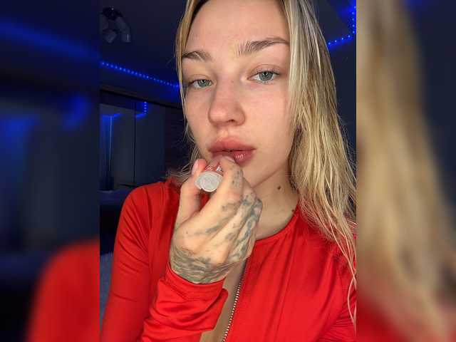 Looonacom live cam on BongaCams