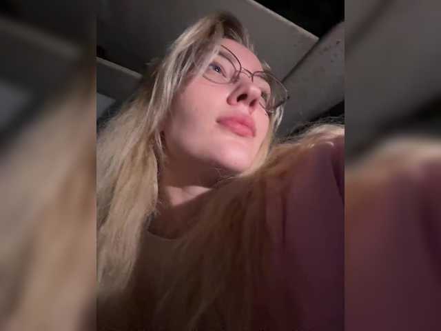 Looonacom live cam on BongaCams