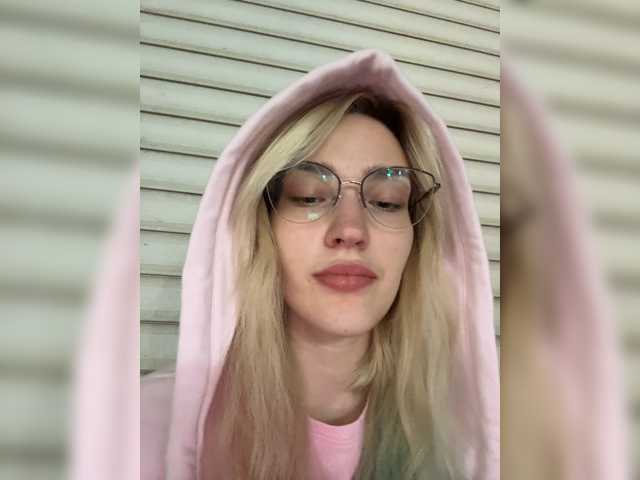 Looonacom live cam on BongaCams