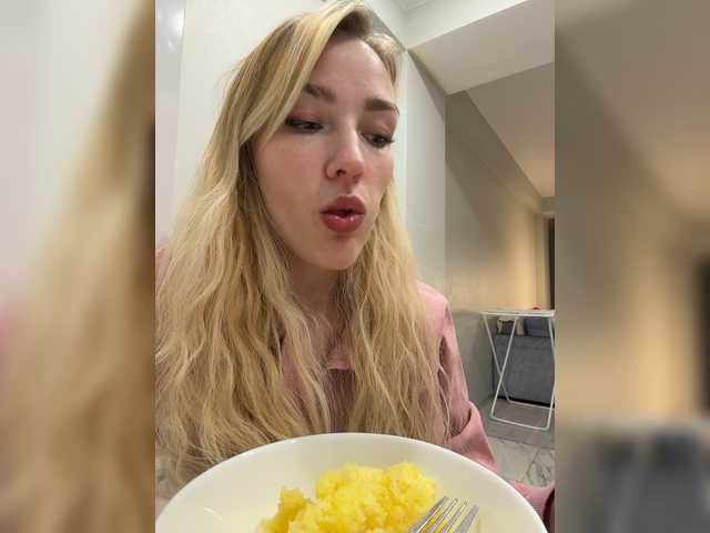 Looonacom live cam on BongaCams