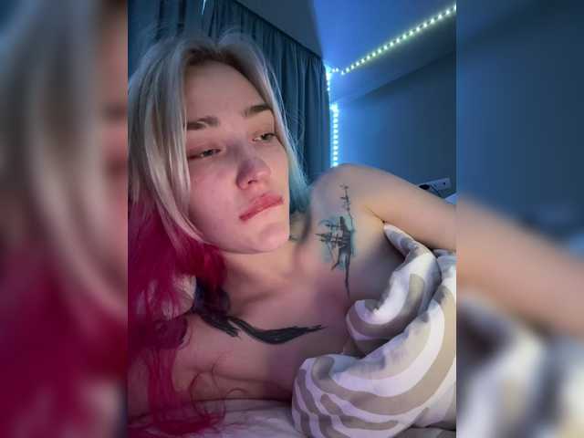 AlinnaAnnila live cam preview