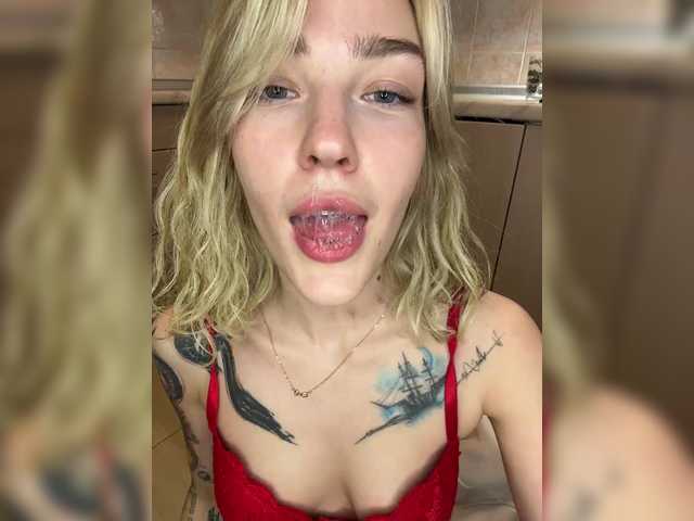 Looonacom live cam on BongaCams