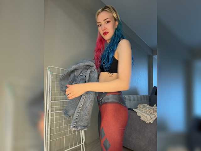 AlinnaAnnila live cam preview