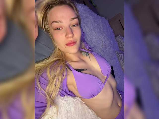 Looonacom live cam on BongaCams
