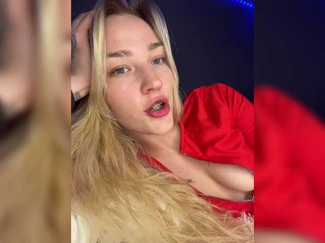 Looonacom live cam on BongaCams