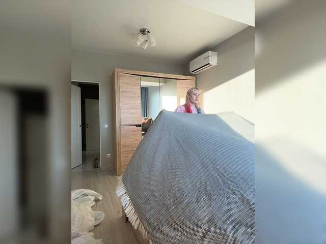 Looonacom live cam on BongaCams