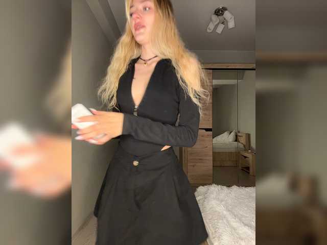 Looonacom live cam on BongaCams