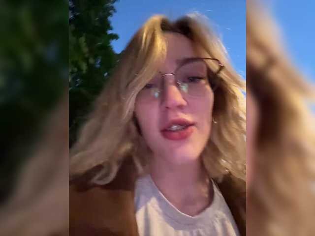 looonacom cam belle