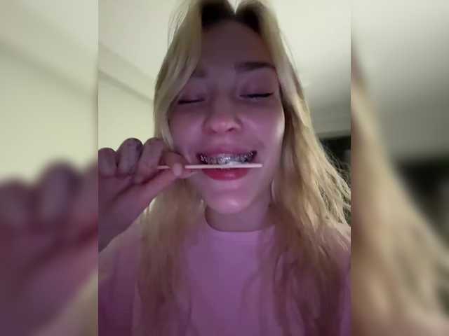 Looonacom live cam