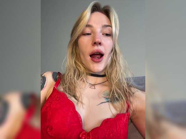 Looonacom live webcam show