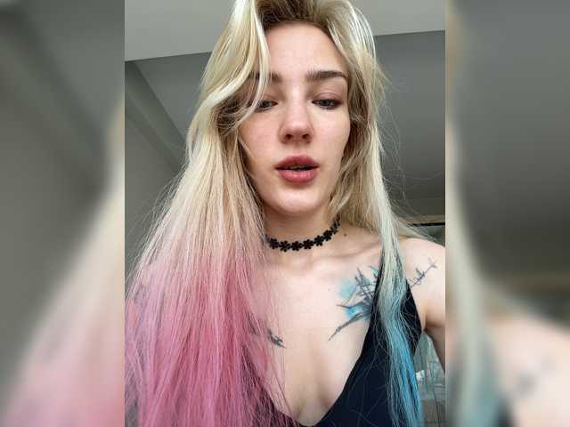Looonacom live cam on BongaCams