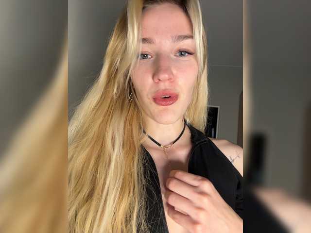 Looonacom live cam on BongaCams