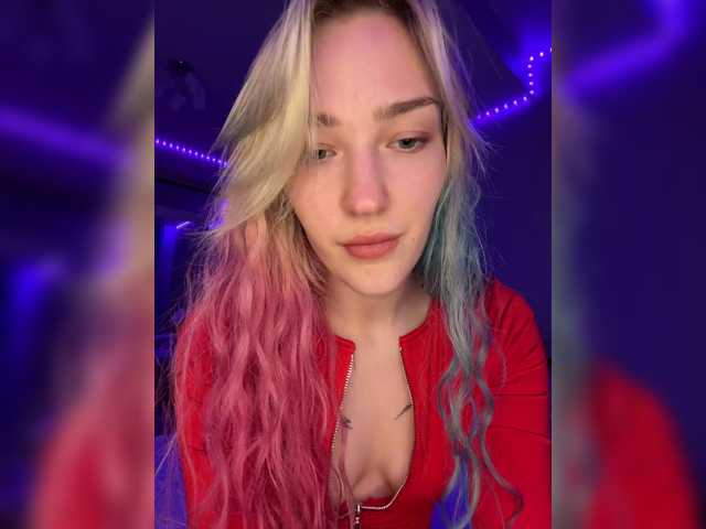Looonacom live cam on BongaCams