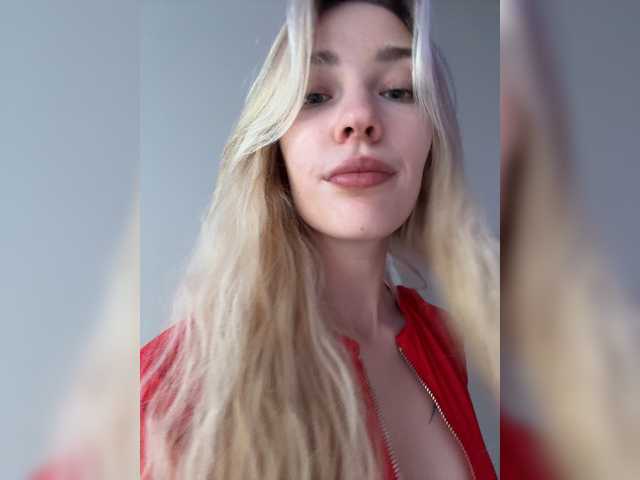 Looonacom live cam on BongaCams