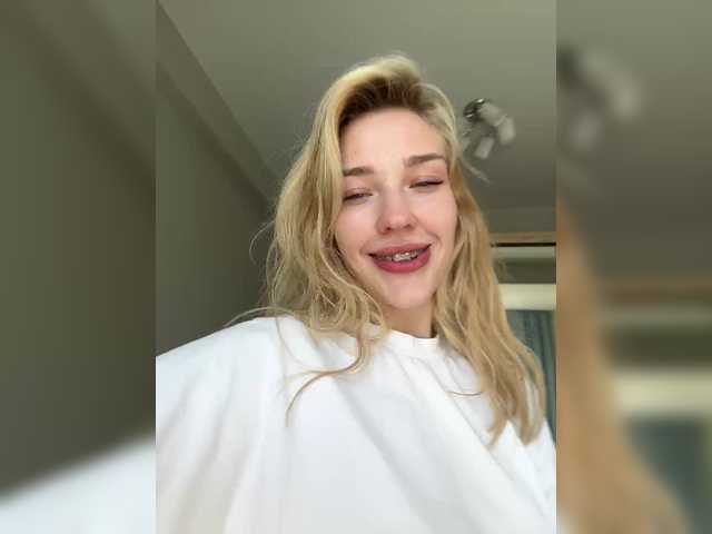 Looonacom live cam on BongaCams