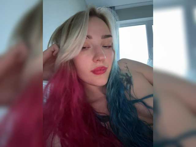Looonacom live cam on BongaCams
