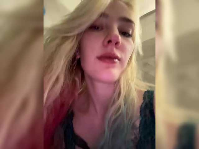 Looonacom live cam on BongaCams