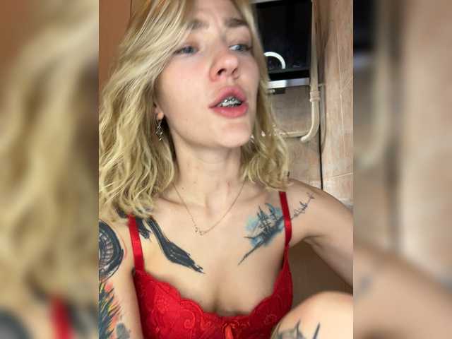 Looonacom live cam on BongaCams