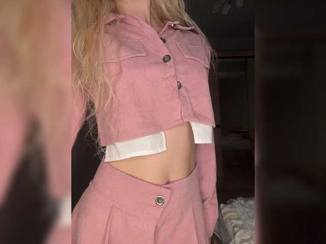 Looonacom live cam on BongaCams