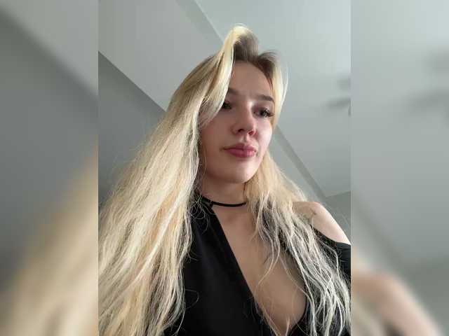 Looonacom live cam on BongaCams
