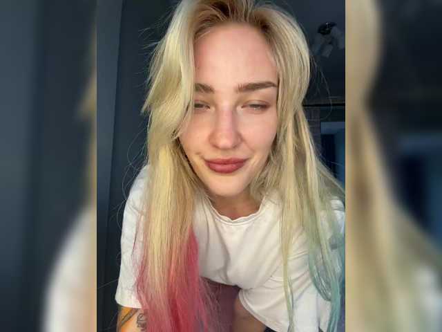 go to chat with AlinnaAnnila