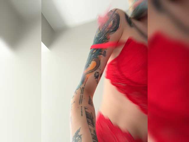 Looonacom live cam on BongaCams
