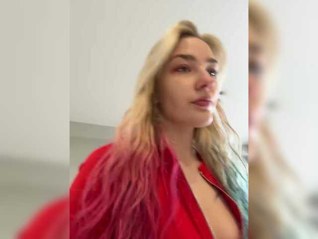 Looonacom live cam on BongaCams