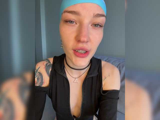 Looonacom live webcam show