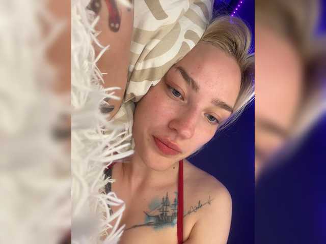 Looonacom live cam on BongaCams