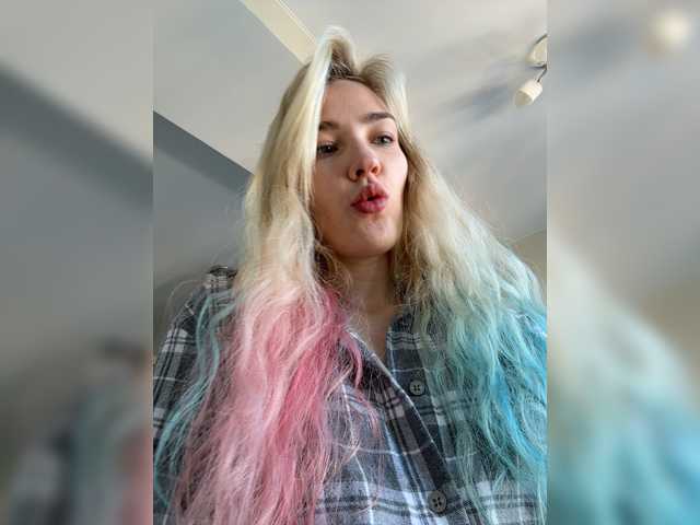 Looonacom live cam on BongaCams