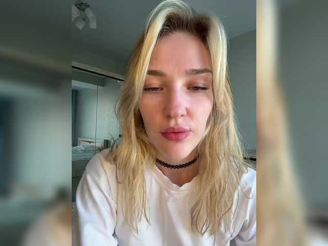 Looonacom live webcam show