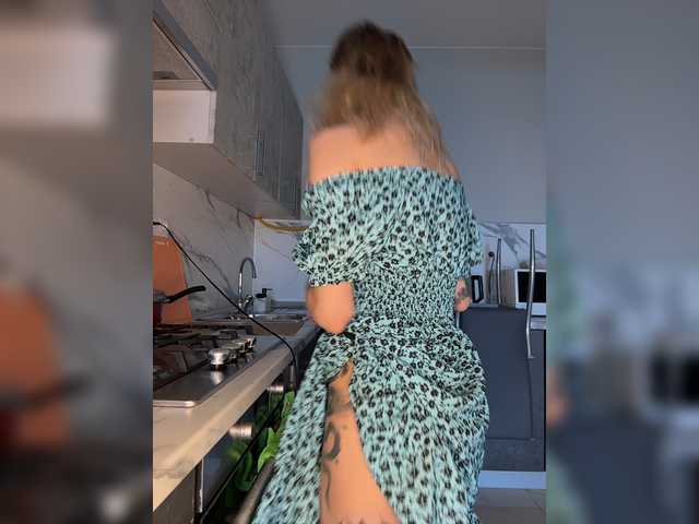 Looonacom live webcam show