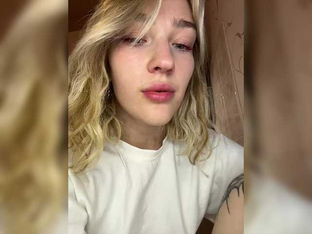 Looonacom live cam on BongaCams