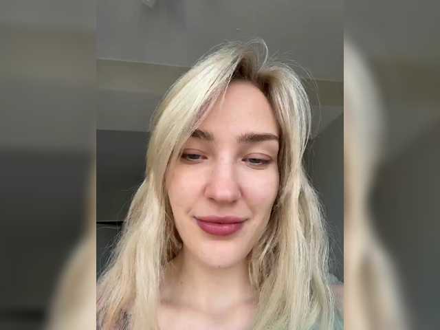 Looonacom live cam on BongaCams
