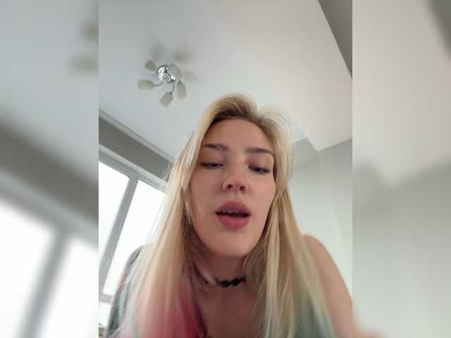 Looonacom live cam on BongaCams