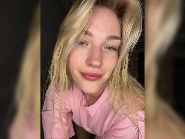 Looonacom live cam on BongaCams
