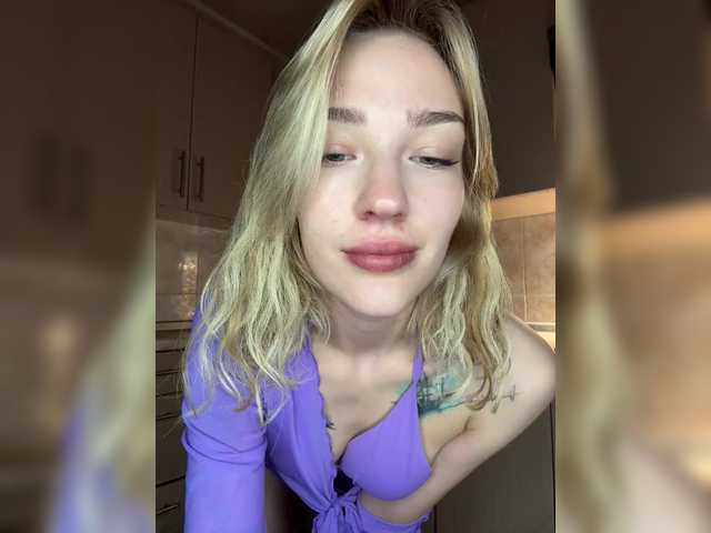 Looonacom live cam on BongaCams