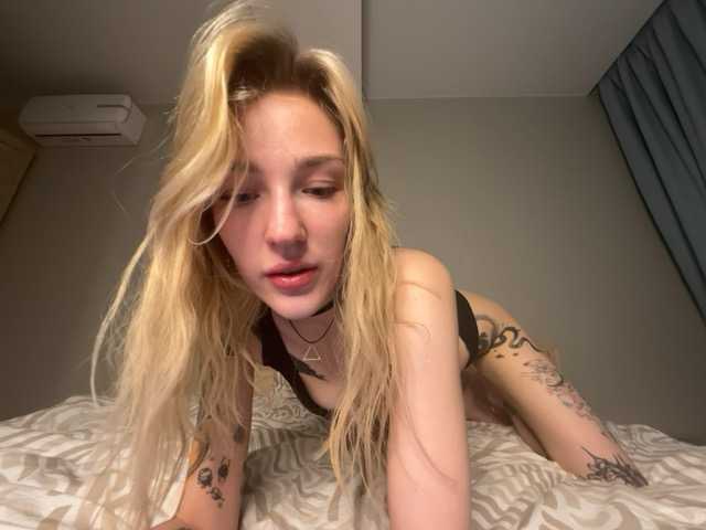 Looonacom live webcam show
