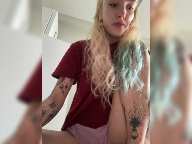 Looonacom live cam on BongaCams